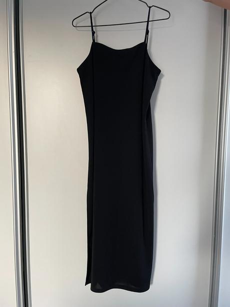 Čierne šaty s rozparkom, h&m,s