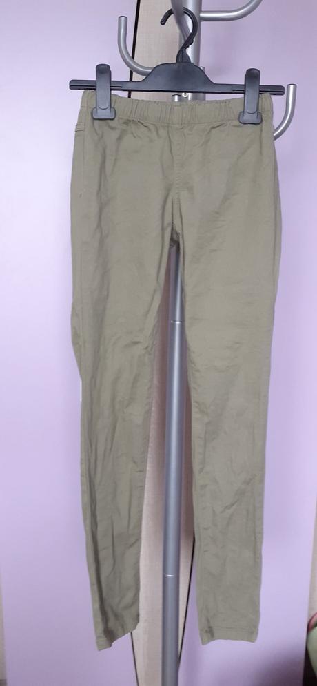 Jeginsy v pase guma, xs