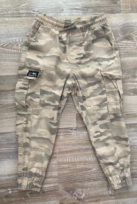 Maskáčové kapsáčové nohavice, pepco,104