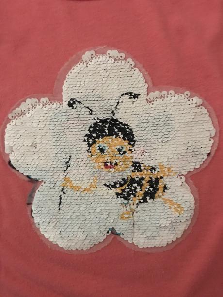 Tričko s meniacim motívom, 122