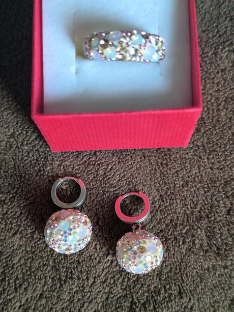 Náušnice a prsteň evolution group, 