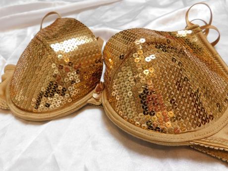 Kvalitná zlata podprsenka, 85b