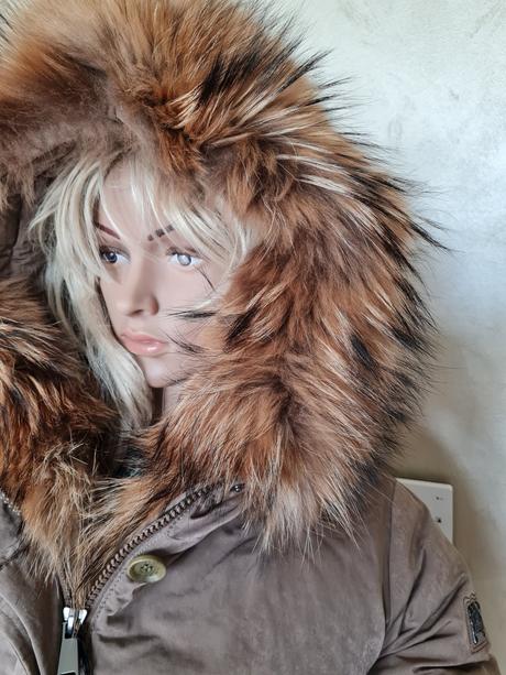 Hetrego bunda - pc 1118 eur, l / m