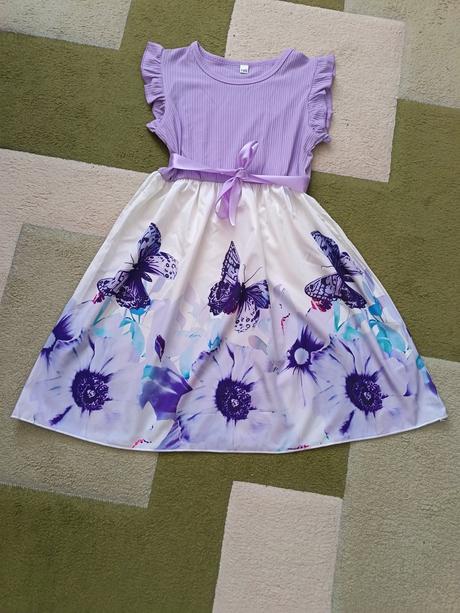 Dievčenské šaty, 140