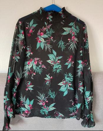 Priesvitná blúzka, m