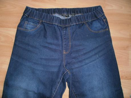 Džegínsy v super stave l/40, esmara,40