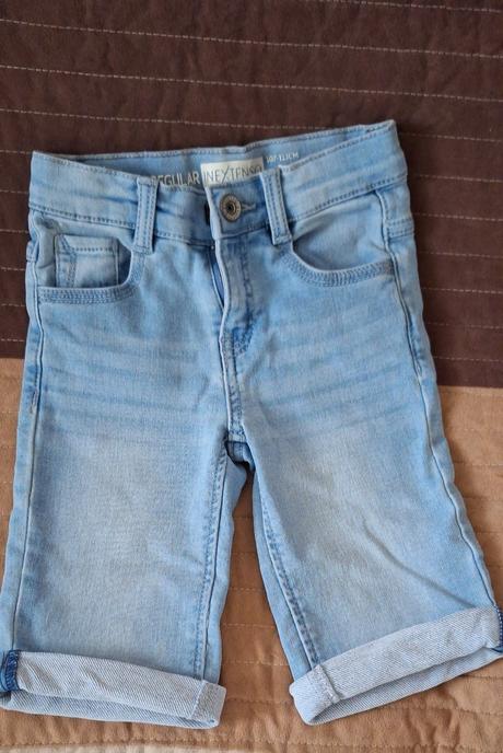 Šortky, in extenso,104