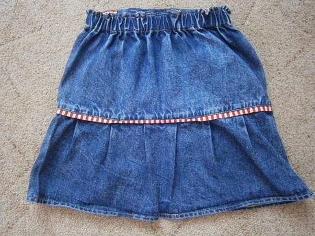 Riflová sukňa, 104