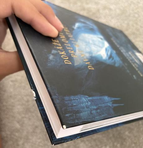 Kniha "zakliata jaskyňa", mariana čengel solčanská,