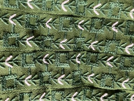 Zelené šaty na ramienka, s