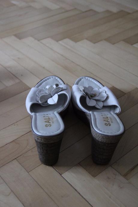 Kožené šlapky, 40