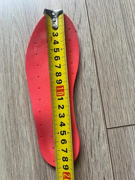 Turistické topánky - top stav, quechua,31