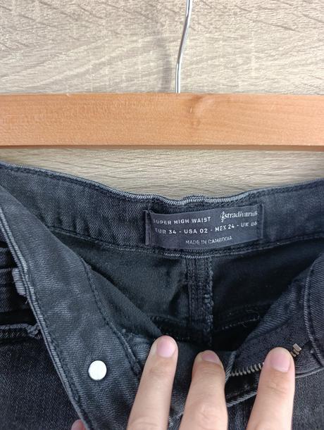 Elastické rifle vysoký pás, stradivarius,xs