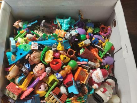 Figúrky, hračky z kinder vajíčok,