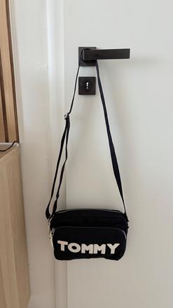 Kabelka tommy, tommy hilfiger
