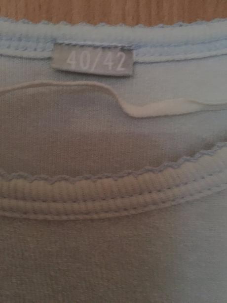 Dámska nočná košeľa, 40