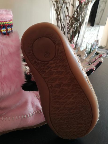 Čižmičky indiánky, 28