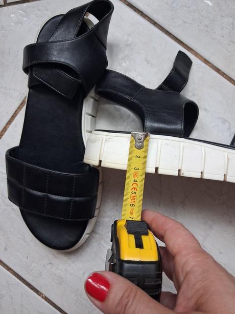 Sandalky, deichmann,37