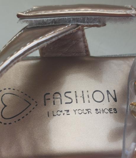 Dievčenské sandálky s kvetinkami, 33