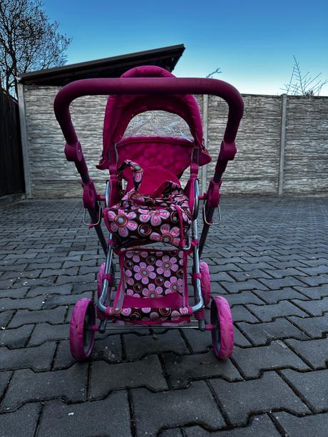 Kočiarik pre bábiku, 