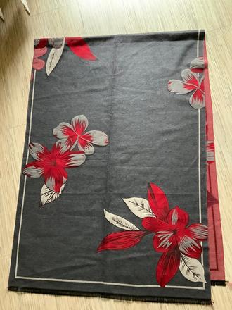 Krasny šal z kasmiru,