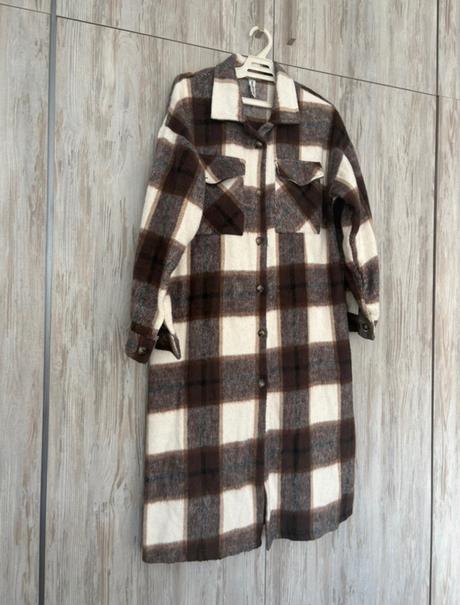 Dlhy prechodný kabát, 