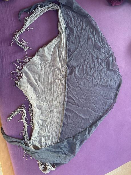 Šatky okolo krku č.2,