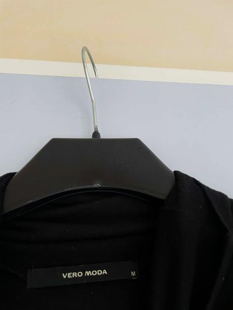 Dlhé tričko s voľným rolákom, m