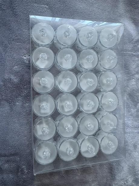 Umelé sviečky na batérie 24x, 