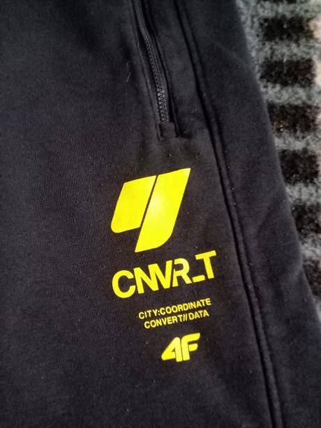 Tepláková súprava, 152