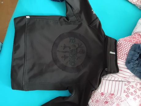 Softselova bunda, 122