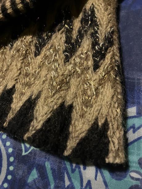 Sveter so vzorom, 40