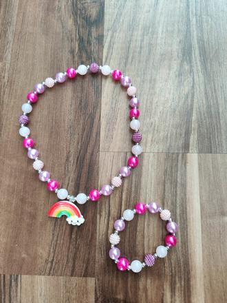 Náhrdelník a náramok,