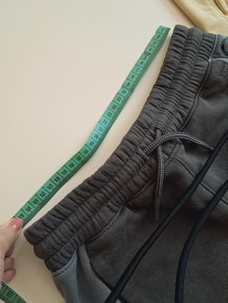 Teplakove sortky h&m, h&m,134