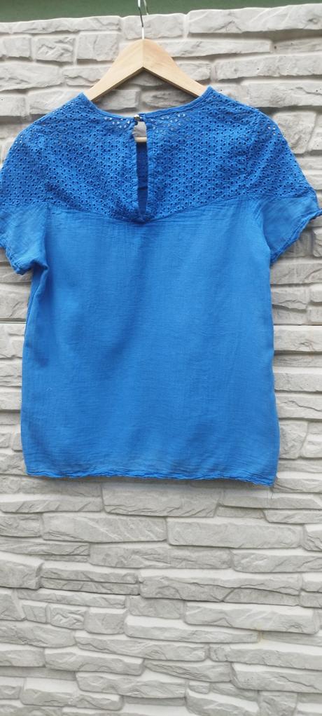 Ľahká modrá blúzka, s