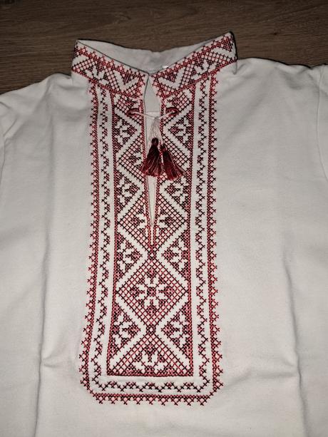 Vyšívanie košeľa 92, 92