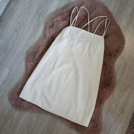 S minisaty kremove, 36