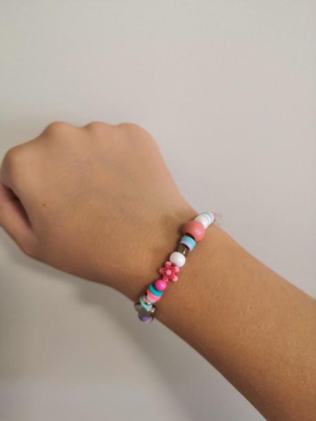 Ručne vyrobený náramok, 