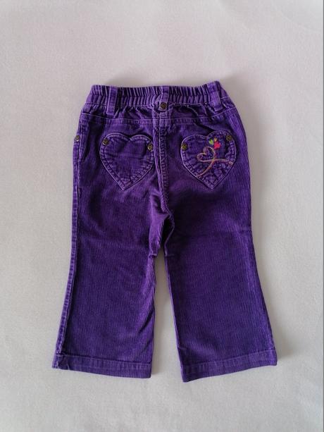 Fialove menčestrove nohavice, 86