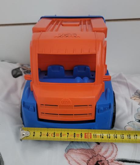 Lena truxx smetiarske auto, 