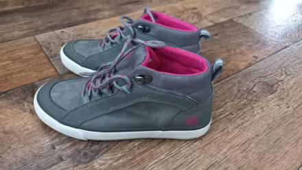 Členkové topánky, 34