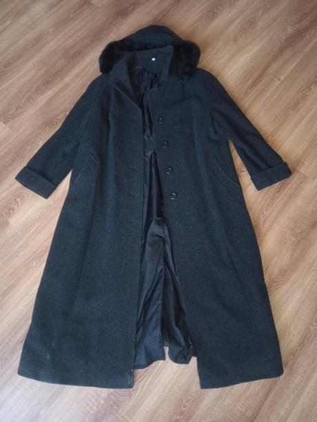 Kabát, 56
