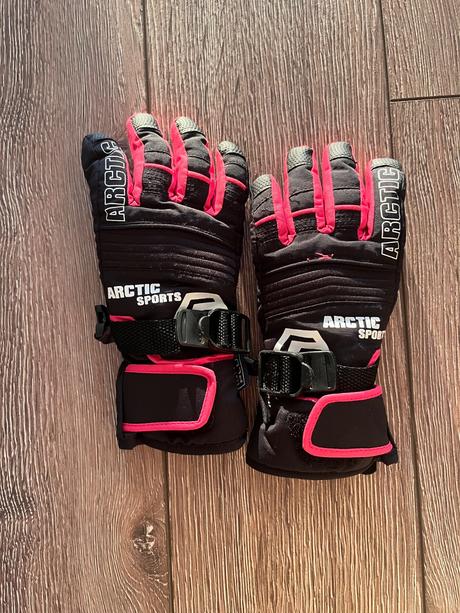 Zimne rukavice, 134