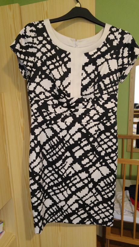 Top stav cierno smotanove saty  42 + kabatik, 42