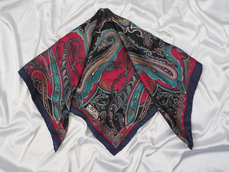 Luxusná hodvábna šatka liberty of london, m