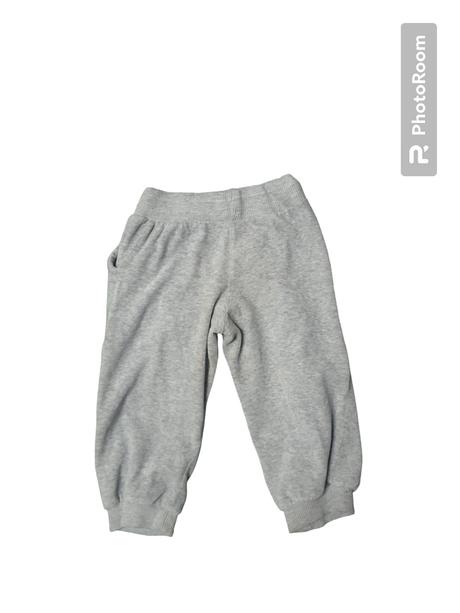 Dievčenské tepláčky, 86