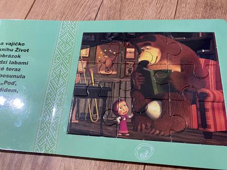 Máša a medveď nový kamarát kniha s puzzle,