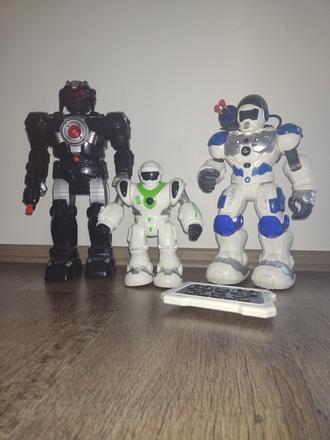 Roboti,
