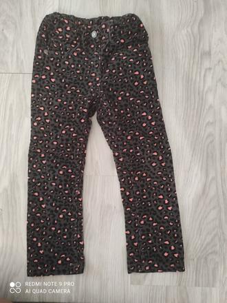 Nohavice, lupilu,104