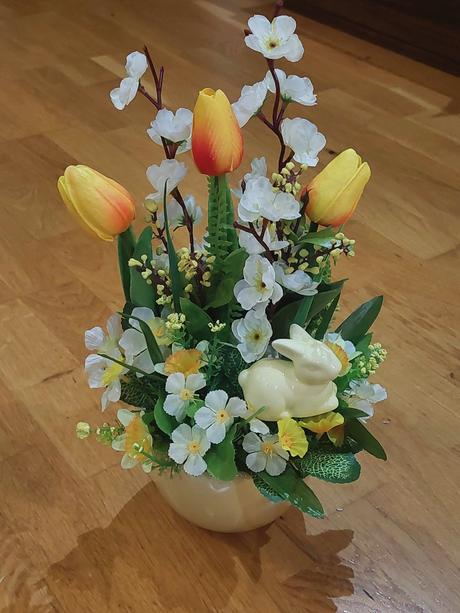 Velkonocne ikebany,